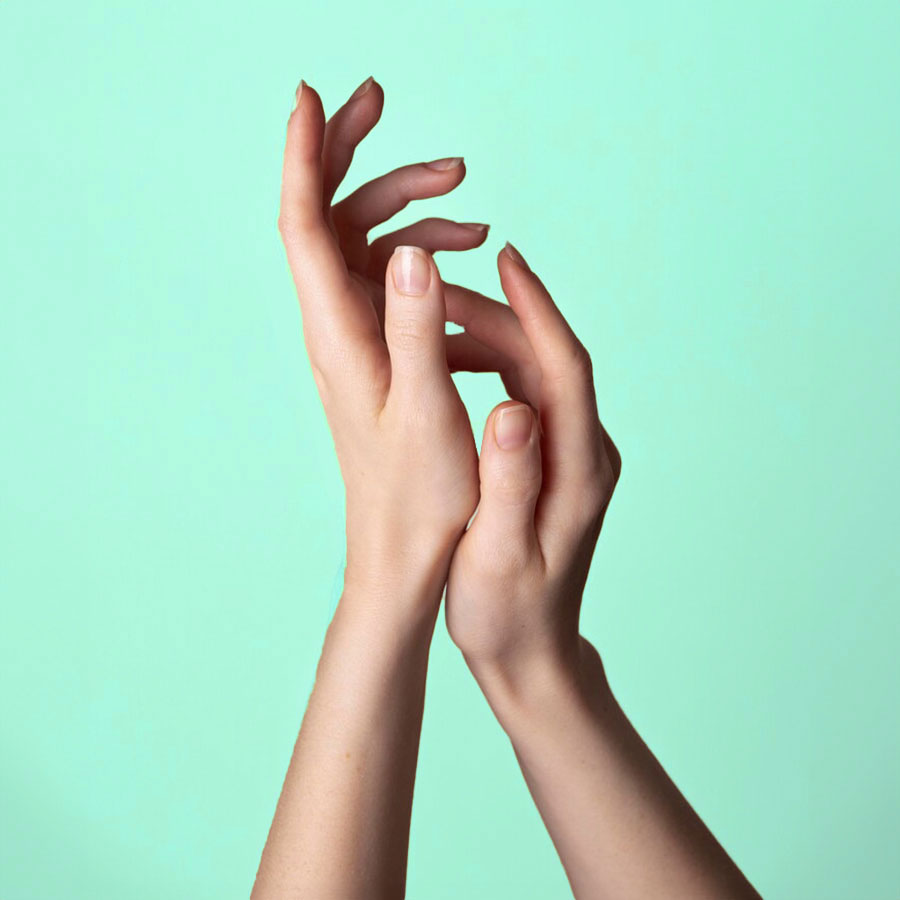 LA NAILS & SPA